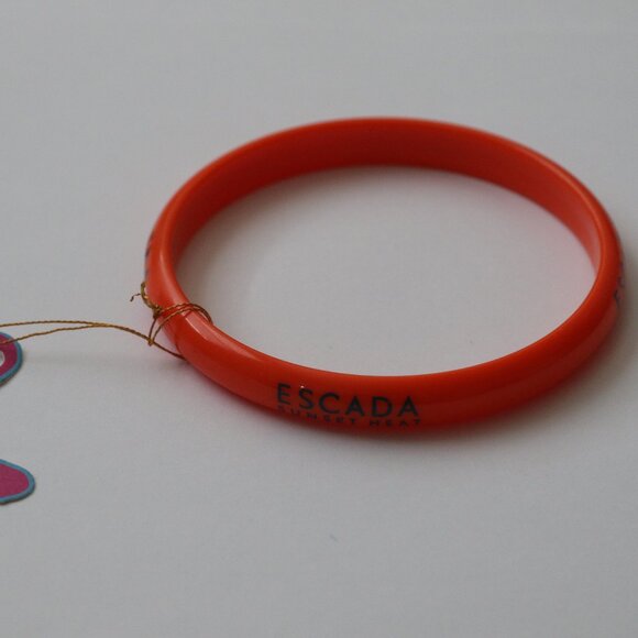 ESCADA Orange Plastic Bangle Bracelet Sunset Heat 3" New - Picture 1 of 4